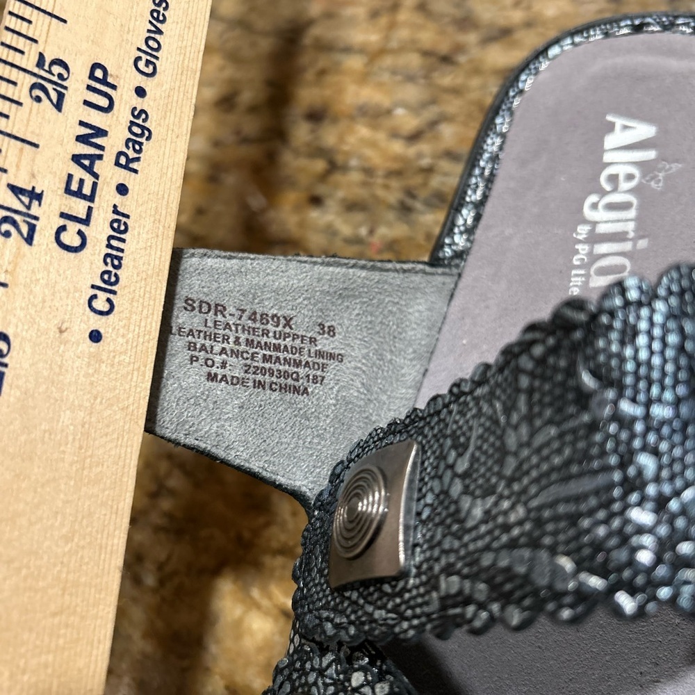 NEW Alegria Sandra Silver Pewter Lace Slide Wedge Sandals Size 38/US 7.5 - Picture 6 of 9